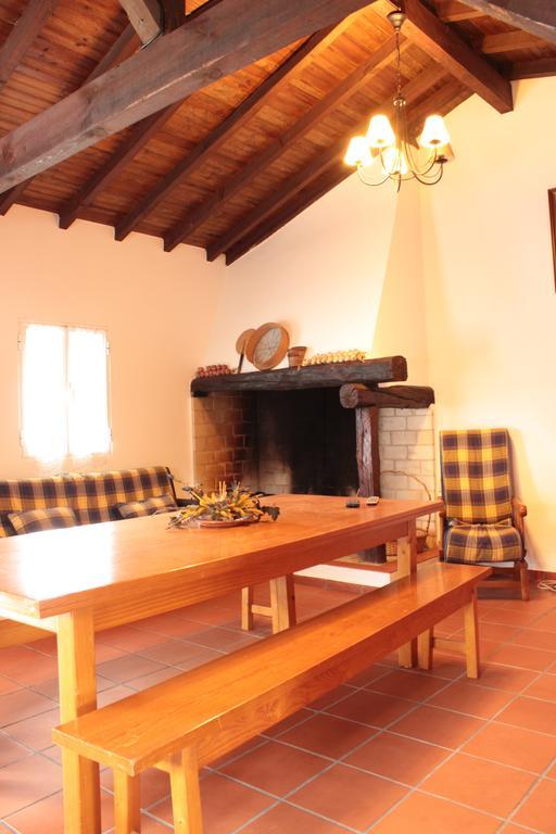 Casa Da Felicidade Pataias Bagian luar foto
